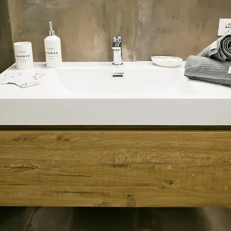 Navona Industrial Loft 아파트 *